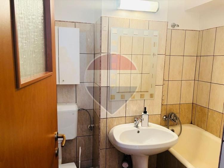 Apartament cu 2 camere decomandat, mobilat în Rogerius