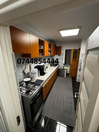 Apartament cu 4 camere decomandat, mobilat în Cug