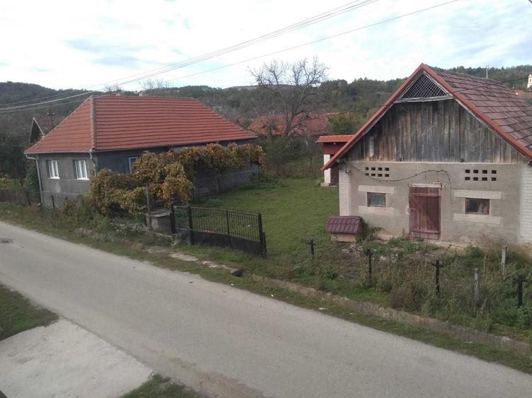 Casă cu 3 camere în Agrij