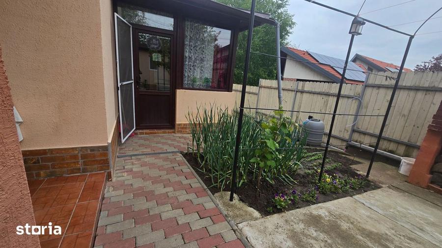 Casă cu 4 camere cu Teren 502 Mp în Nicolina