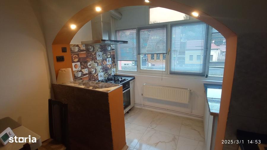 Apartament cu 3 camere în Gara Mare