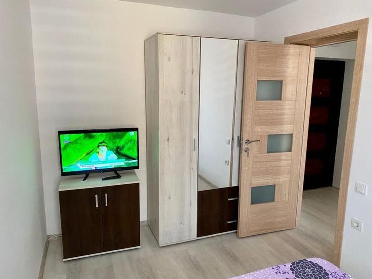 Apartament cu 2 camere decomandat în Exterior Vest