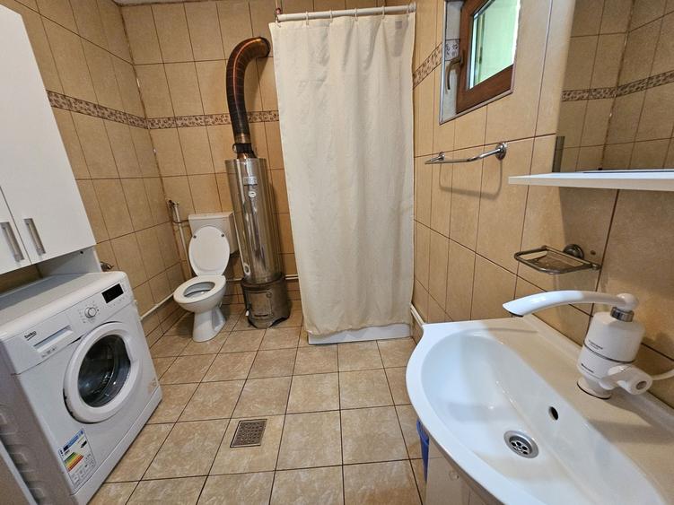 Casă cu 2 camere în Lapoș