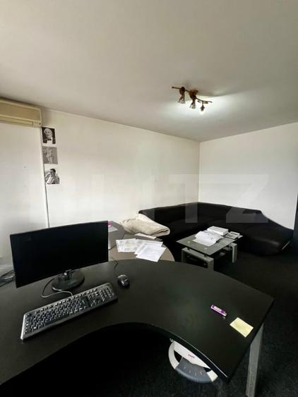 Apartament cu 3 camere decomandat în Zorilor