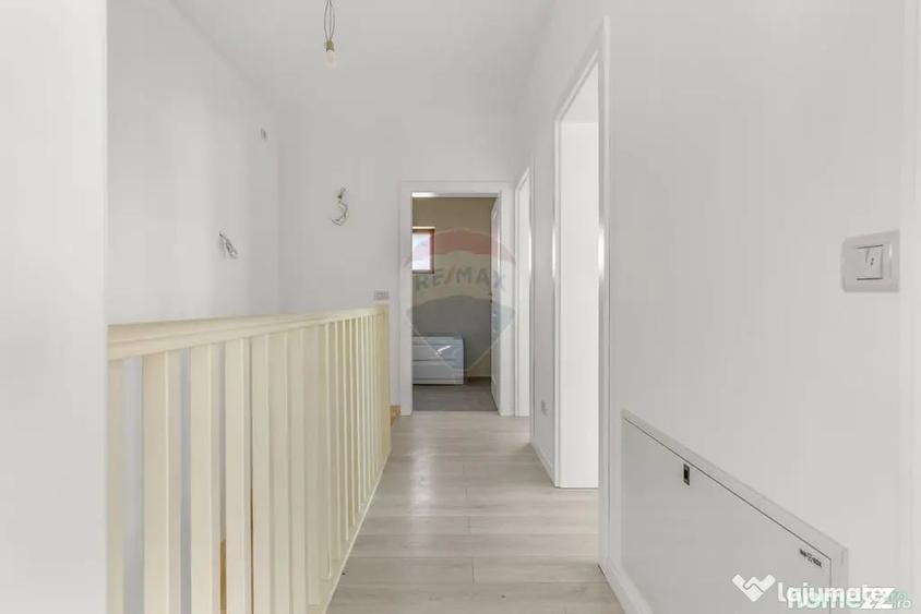 Casă cu 4 camere cu Teren 400 Mp în Vladimirescu