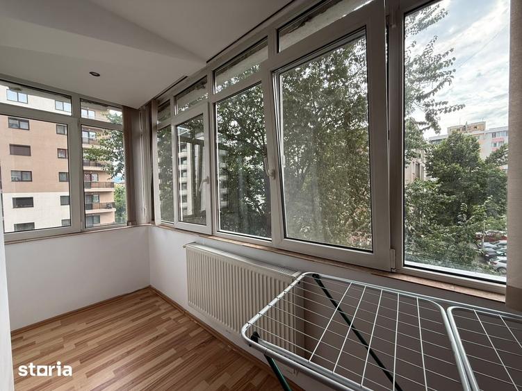 Apartament cu 2 camere decomandat în Între Lacuri