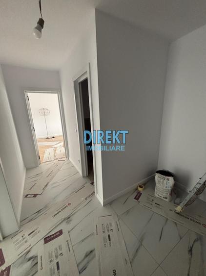 Apartament cu 4 camere decomandat în Central
