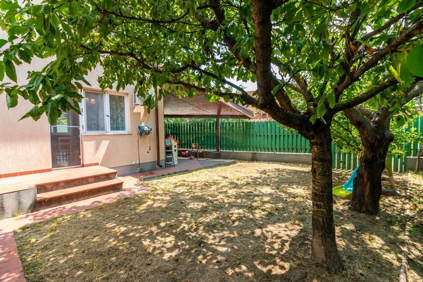Casă cu 4 camere cu Teren 210 Mp în Central