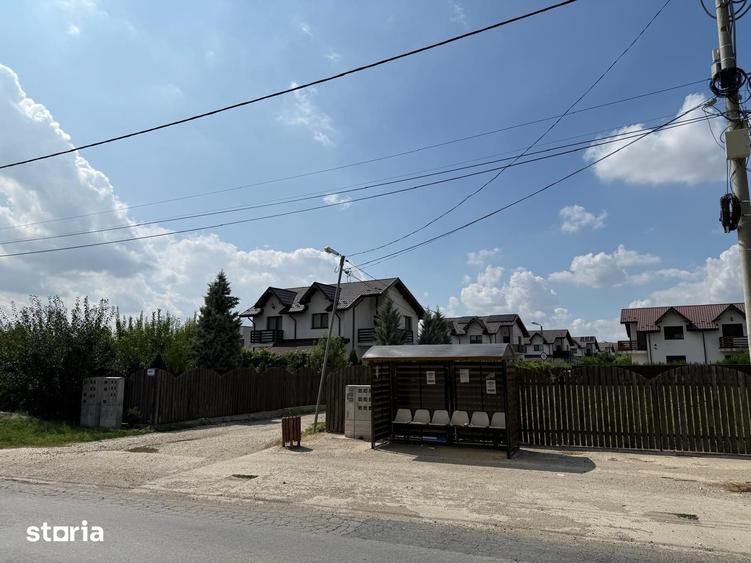 Teren de 10000 mp, în Săbăreni