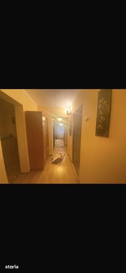 Apartament cu 2 camere decomandat în Siderurgiștilor