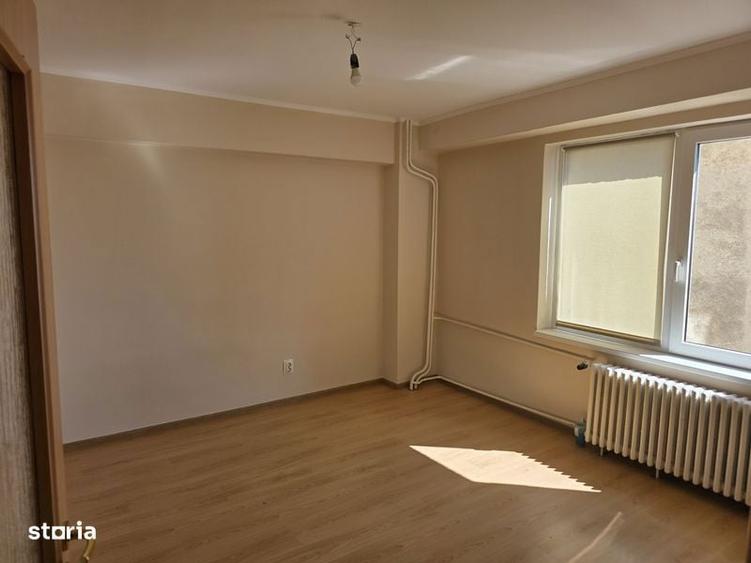 Inchiriez apartament 3 camere,Decebal, vis-a-vis de Prima Shops - 5
