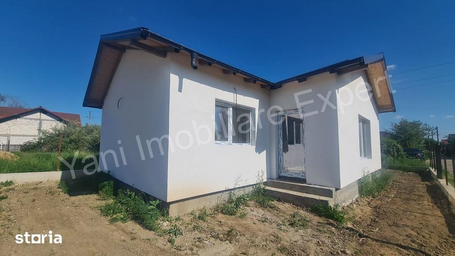Casă cu 3 camere cu Teren 251 Mp în Central