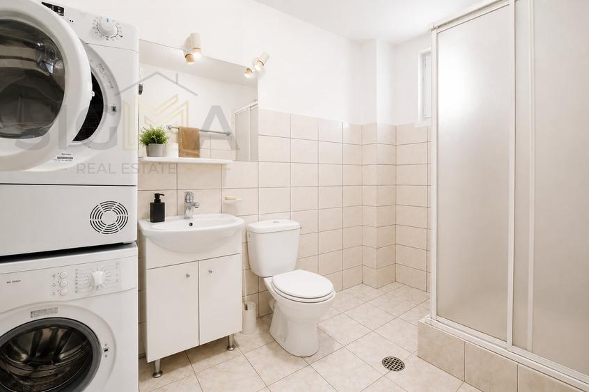 Duplex cu 10 camere cu Canalizare în Zorilor