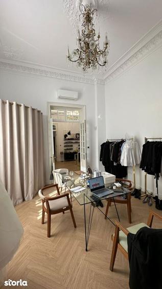 Apartament cu 4 camere, mobilat în Victoriei