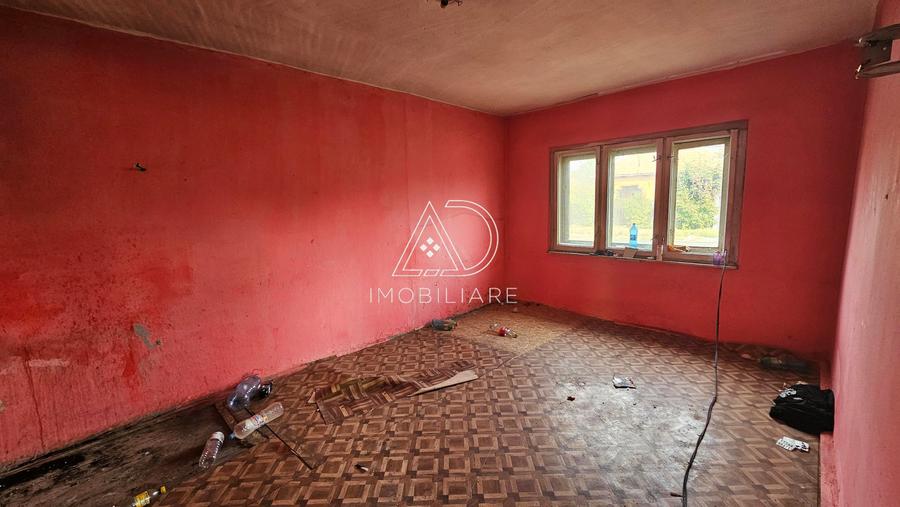 Casă individuală cu 3 camere cu Teren 130 Mp în Exterior Est