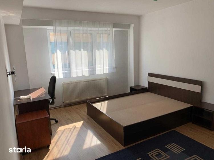 Inchiriez apartament 2 camere decomandat, Bd. 21 Decembrie - 3