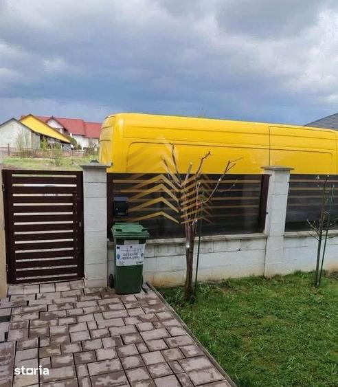 Casă cu 3 camere cu Teren 300 Mp în Central