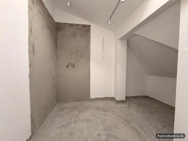 Apartament cu 5 camere decomandat în Floreasca