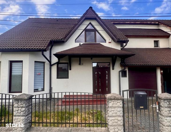 Casă cu 4 camere cu Teren 310 Mp în Central