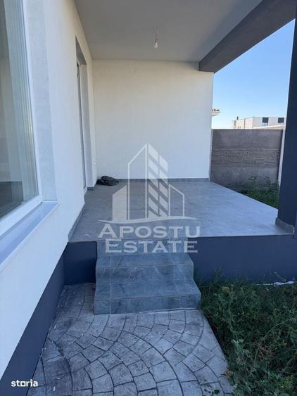 Casă cu 4 camere în Remetea Mare