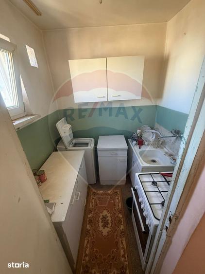 Apartament cu 2 camere semidecomandat în Valea Rosie