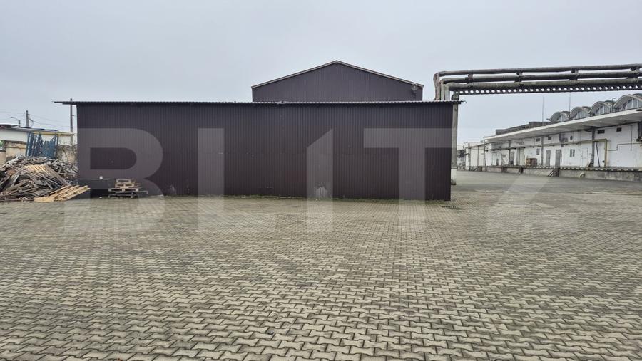 Spațiu industrial, de 4,000 mp, în Cloșca