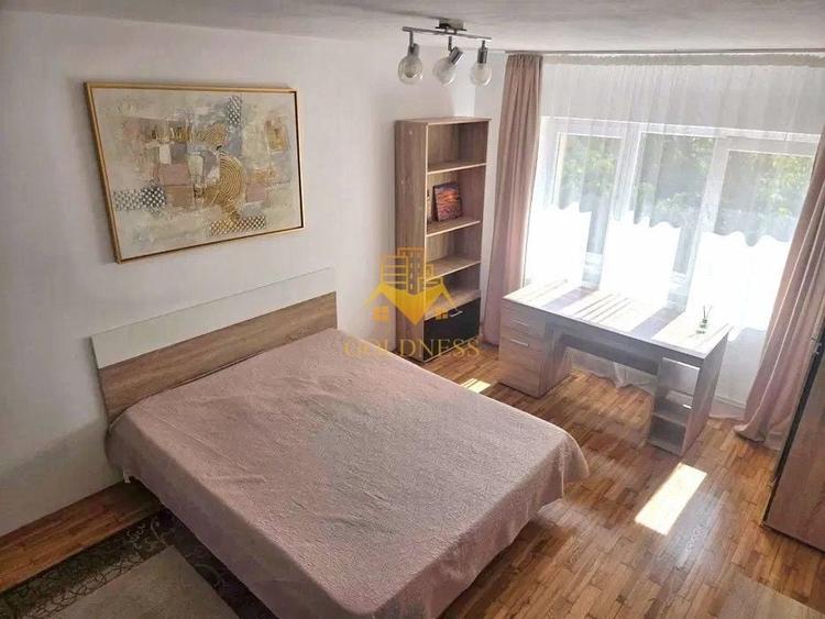 Apartament cu 2 camere decomandat, mobilat în Plopilor