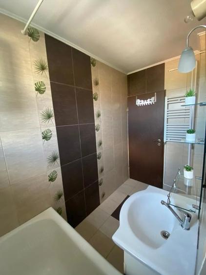 Apartament cu 2 camere decomandat în Ultracentral
