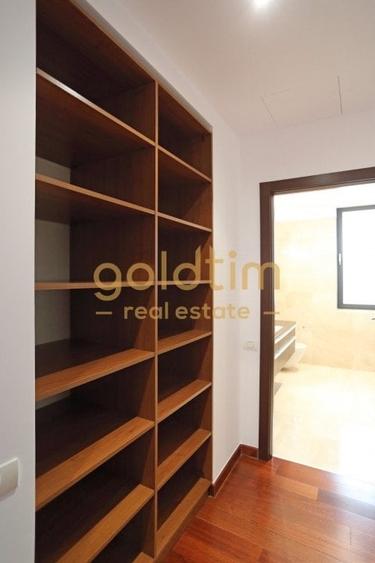 Apartament cu 3 camere decomandat, mobilat în Primăverii