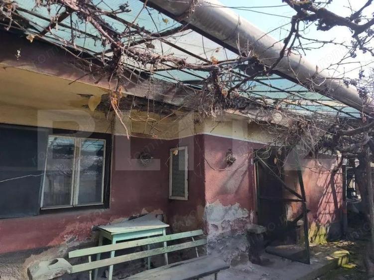 Casă cu Teren 600 Mp în Gheorghe Doja