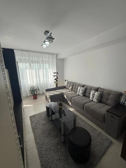 Garsonieră decomandată în Valea Lupului