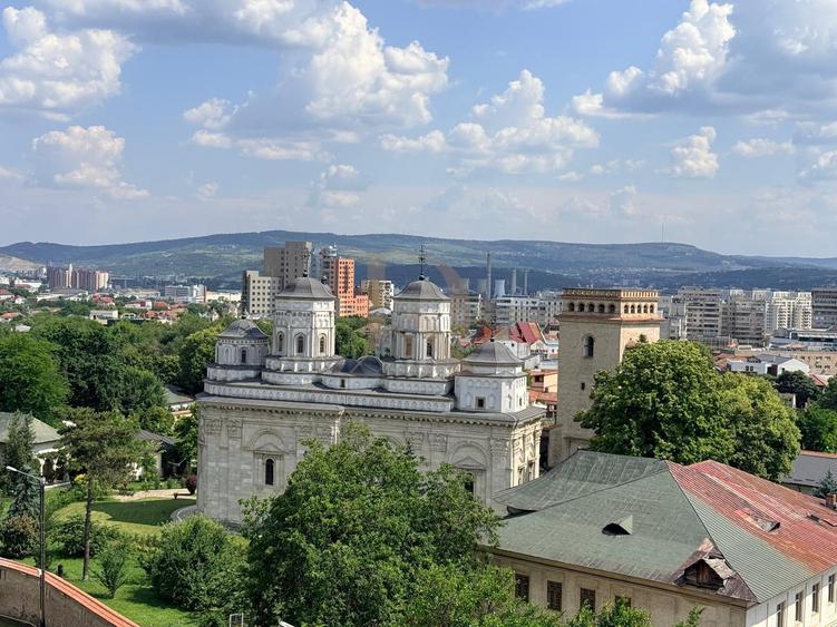 Apartament cu 2 camere decomandat în Centru Civic