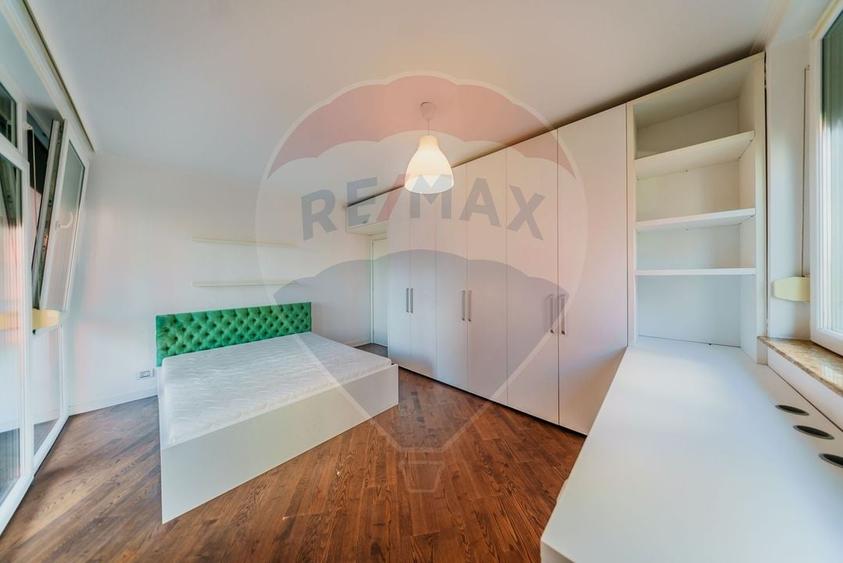 Apartament cu 3 camere decomandat, mobilat în Banu Mărăcine