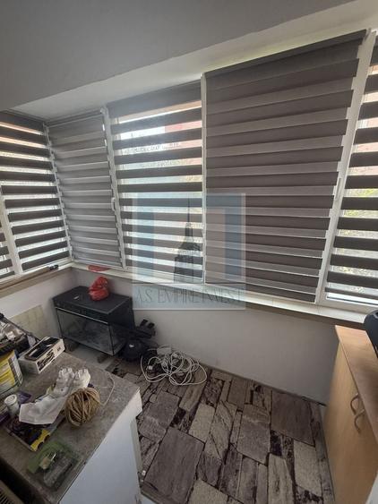 Apartament cu 3 camere decomandat în Astra