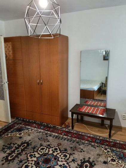 Garsonieră semidecomandată în Brazda lui Novac