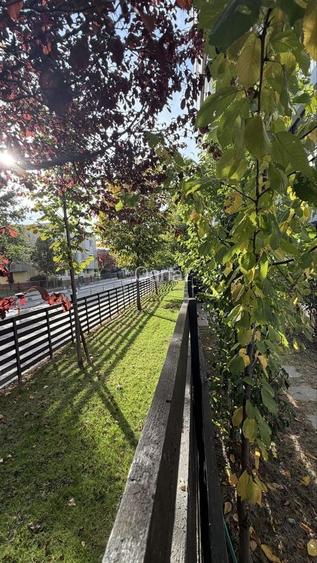 Apartament cu 2 camere si curte proprie de 57 mp, parcare inclusa Greenfield, vizavi de Avenor College - direct proprietar