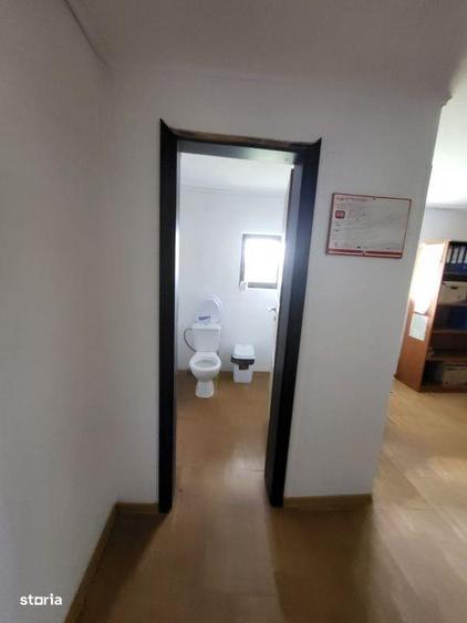 Spațiu comercial, de 696 mp, în Cornești