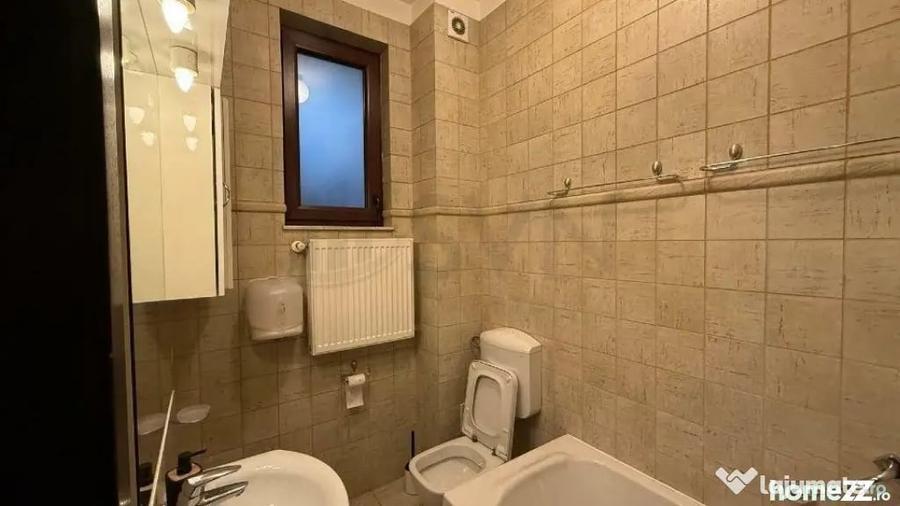 Casă cu 5 camere cu Teren 266 Mp în Dorobanți