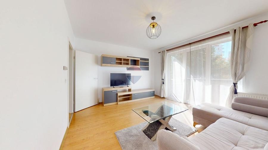 Apartament cu 2 camere decomandat, mobilat în Avantgarden