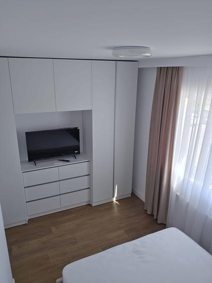 Apartament cu 2 camere decomandat în Olteni