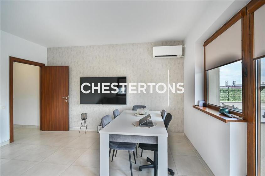 Penthouse cu 4 camere decomandat în Grozăvești