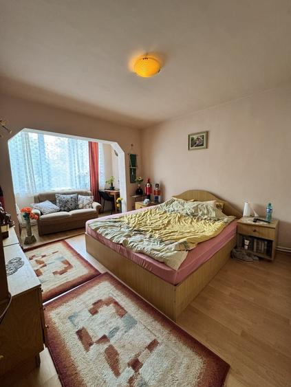 Apartament 4 camere, 80 mp, zona Central - 3
