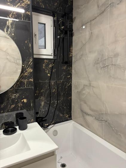 Apartament cu 2 camere decomandat în Vest