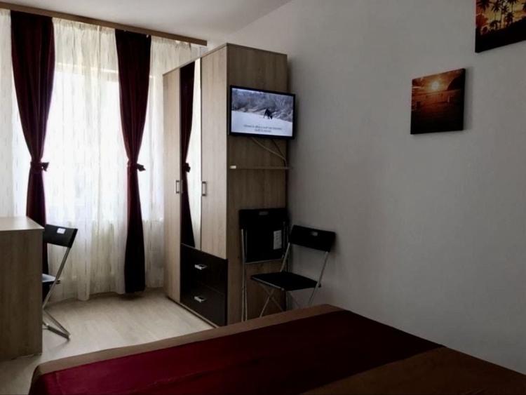 Apartament cu 3 camere semidecomandat în Tomis Nord