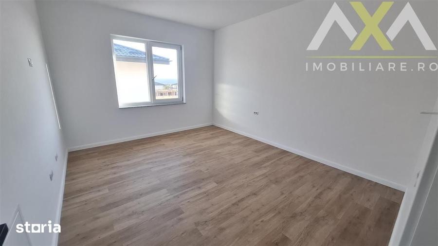 Casă cu 4 camere cu Teren 400 Mp în Rediu