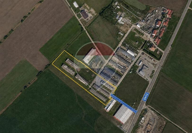 Teren de 17500 mp, în Hălchiu