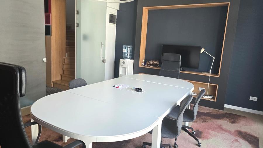 Casă cu 5 camere cu Teren 150 Mp în Kiseleff