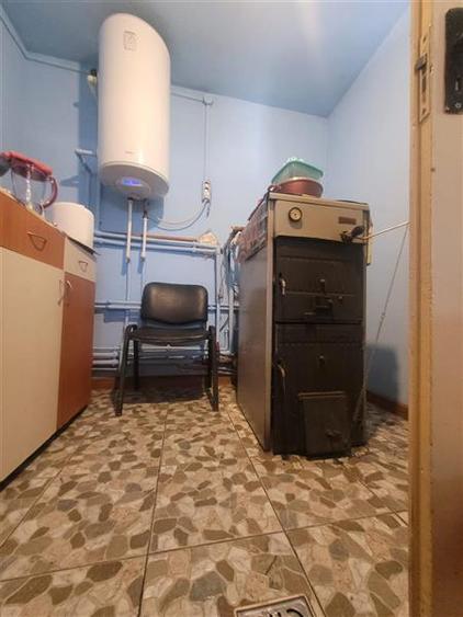 Casă individuală cu 3 camere cu Garaj în Central