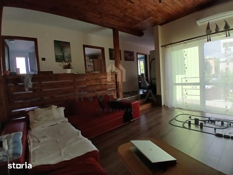 Casă cu 8 camere cu Teren 310 Mp în Gheorgheni