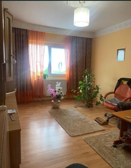 Apartament cu 2 camere decomandat în Tomis III
